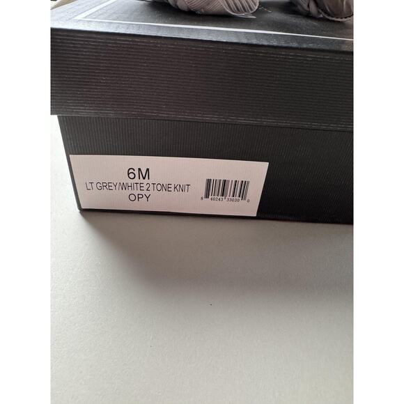 J/Slides Urban Shoes Womens Size 6 Knit Two Tone Casual Sneakers - Picture 2 of 11